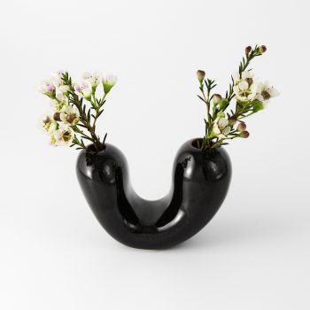 Vas i svart tenmokuglasyr