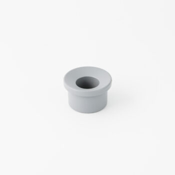 Våges ljusstake och adapter i gjutjärn.