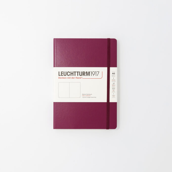Vnröd notebook från Leuchtturm1917, olinjerad.