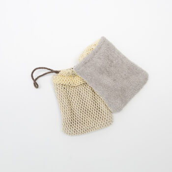 Tvålpåse med hängsnöre.