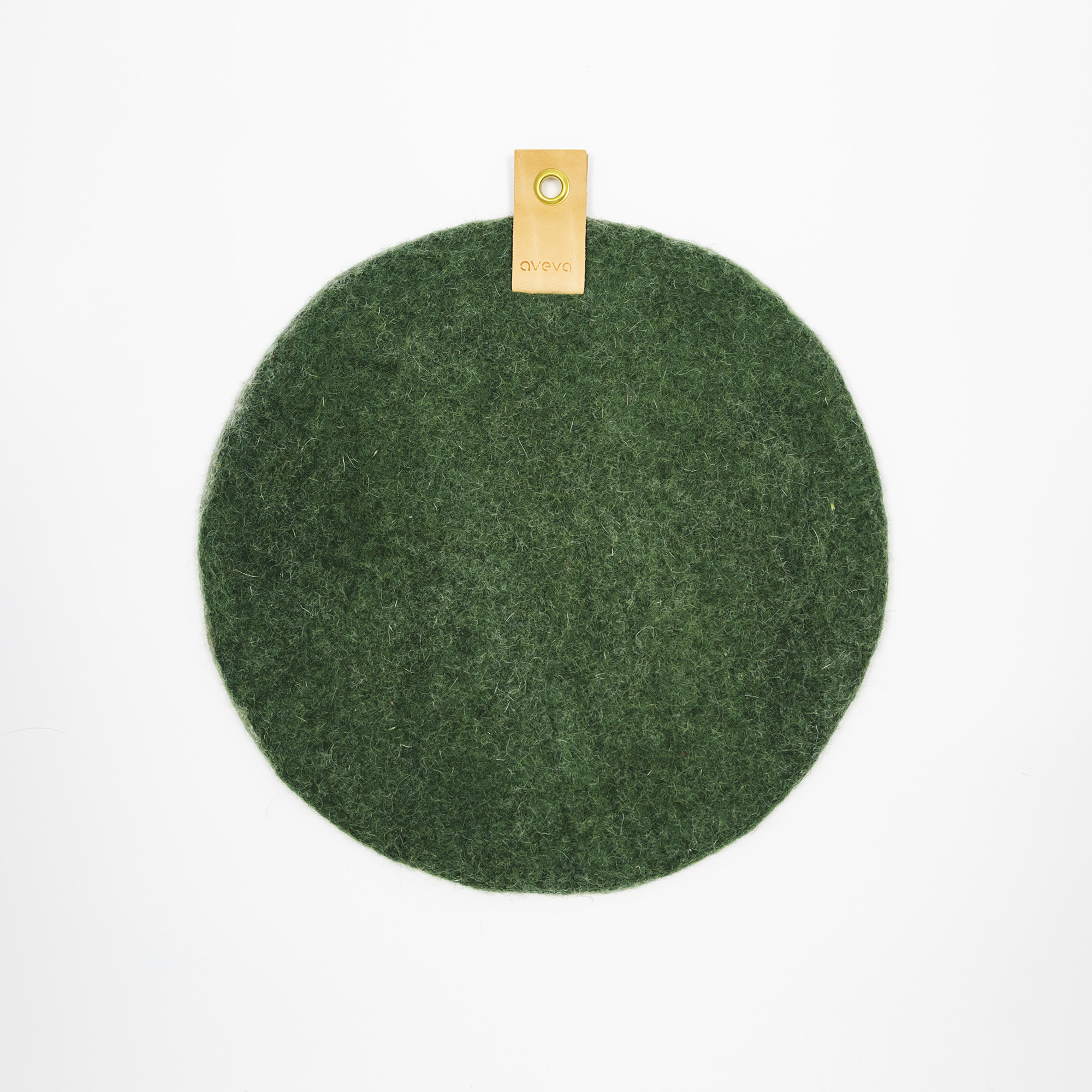 Ulldyna med hängrem i läder.